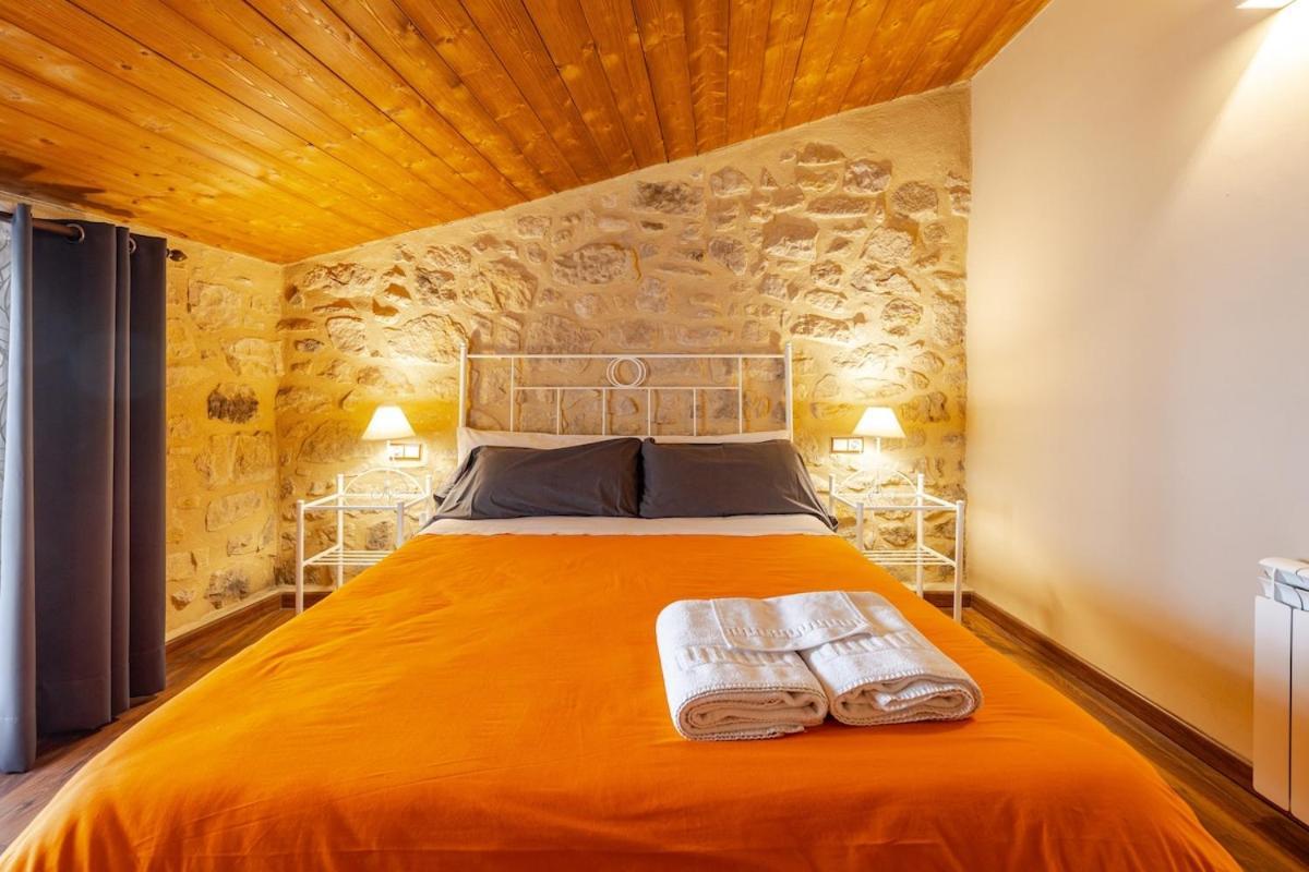 Casa Rural Lo Niu Caseras ภายนอก รูปภาพ
