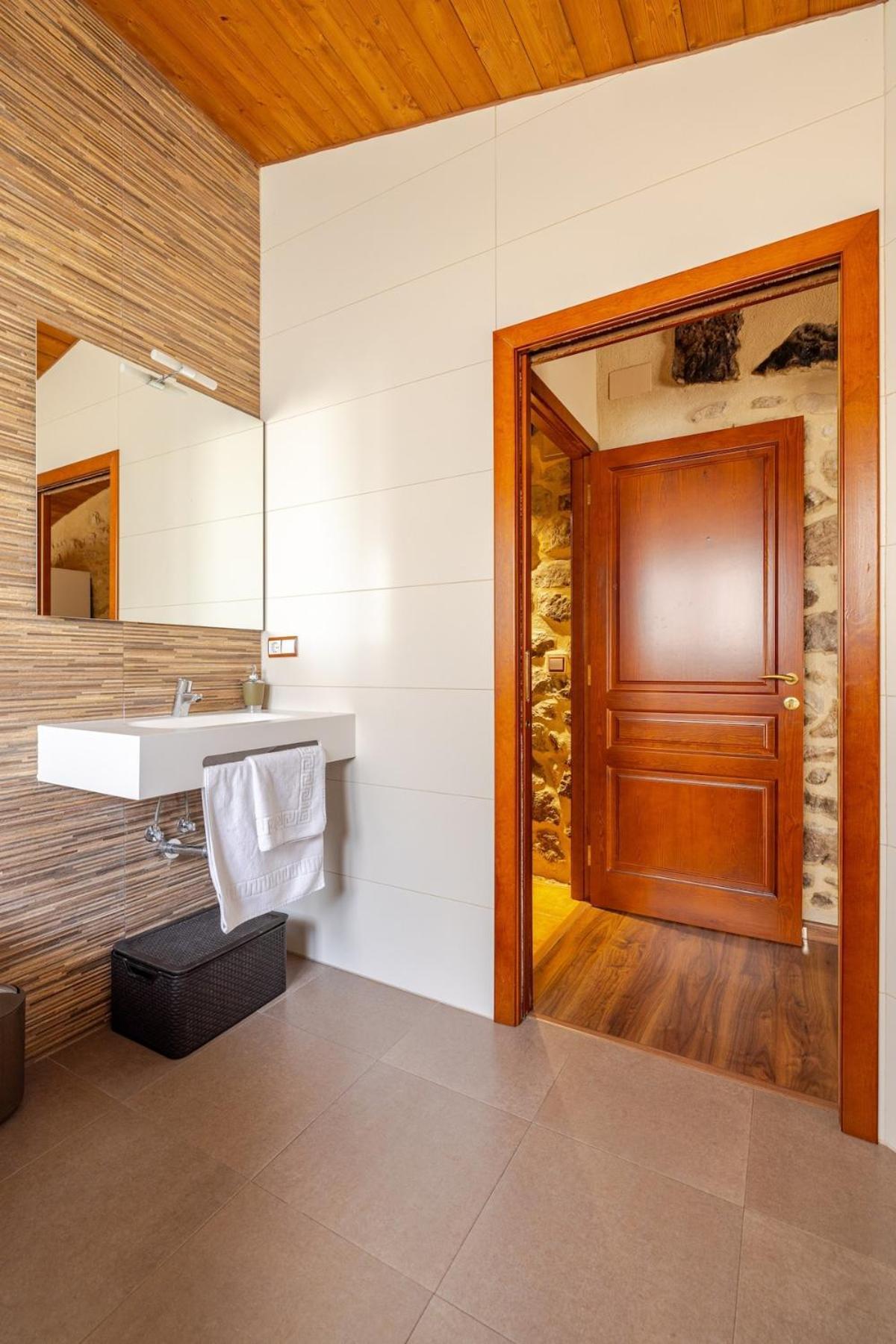 Casa Rural Lo Niu Caseras ภายนอก รูปภาพ
